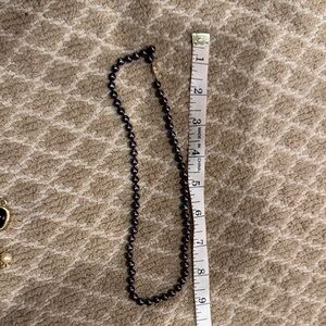 Elegant Black Pearl Necklace